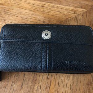 Stone Mountain Wallet
